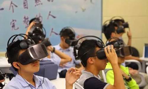 《河北省教师教育振兴行动计划（2018—2022年）》推动广大教师利用VR、AI等新技术