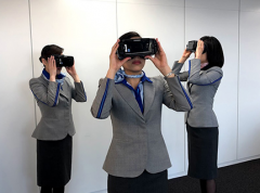 全日空航空公司利用NEC VR技术为空姐提供安全培训