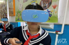 北京首个小学在5G网络下使用VR教学