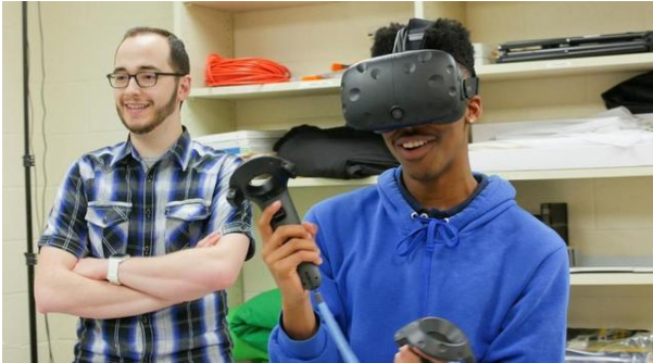 线上教育进入细分时代,VR课堂,在线高中能否打开新局面？